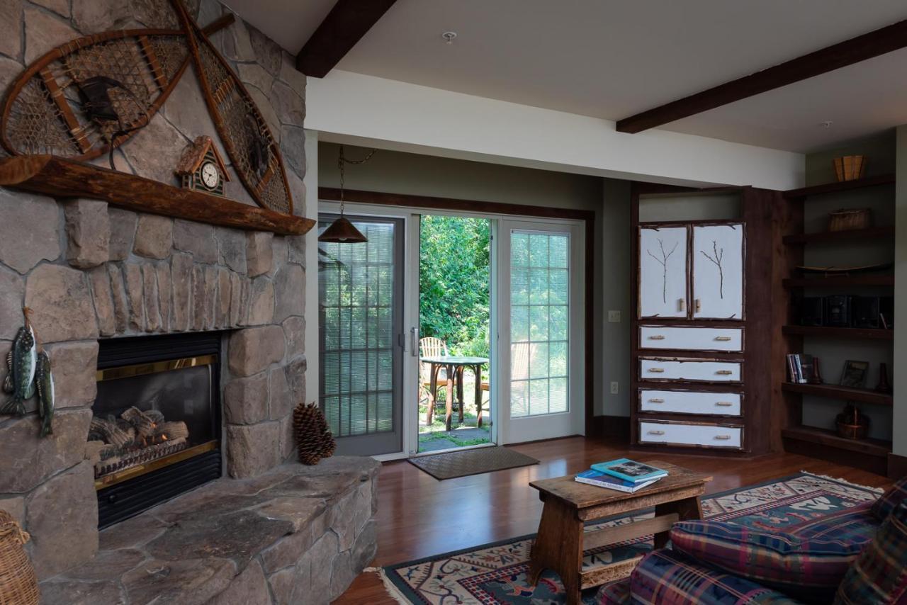 Strong House Inn Vergennes ภายนอก รูปภาพ