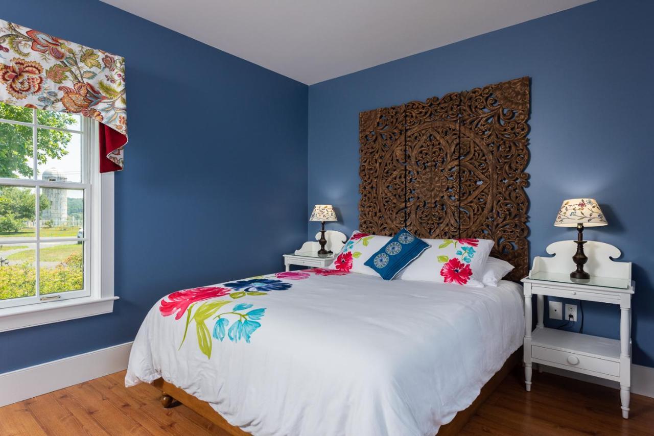 Strong House Inn Vergennes ภายนอก รูปภาพ
