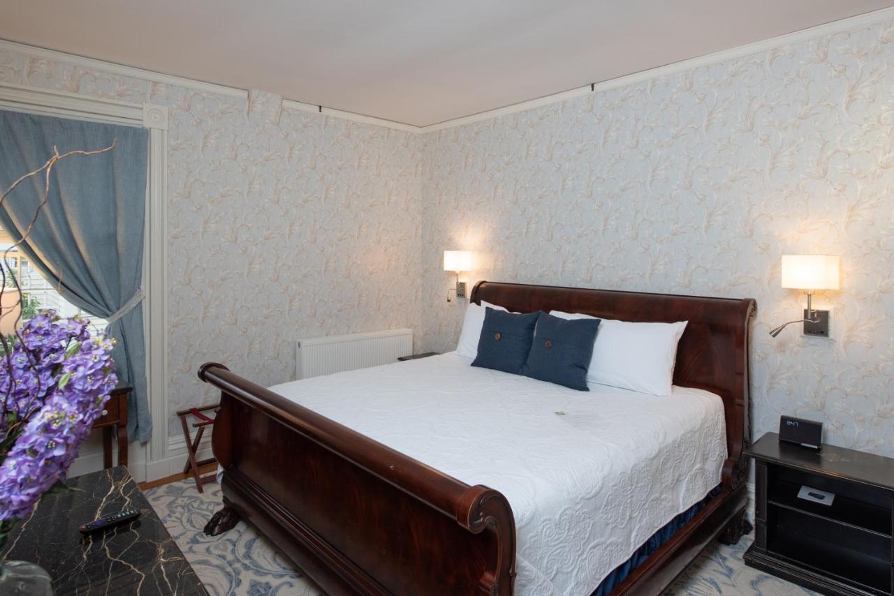Strong House Inn Vergennes ภายนอก รูปภาพ