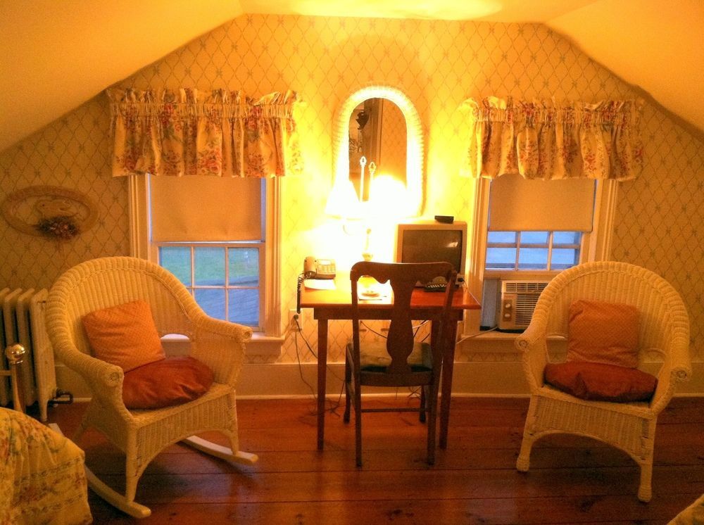 Strong House Inn Vergennes ภายนอก รูปภาพ