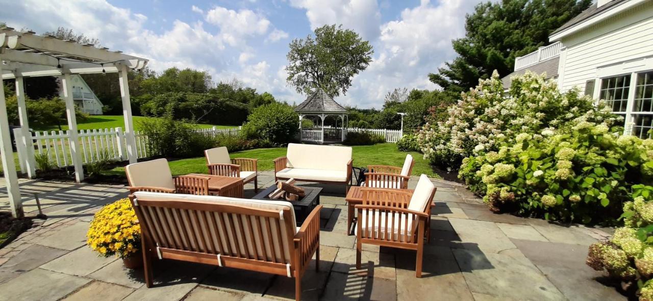 Strong House Inn Vergennes ภายนอก รูปภาพ
