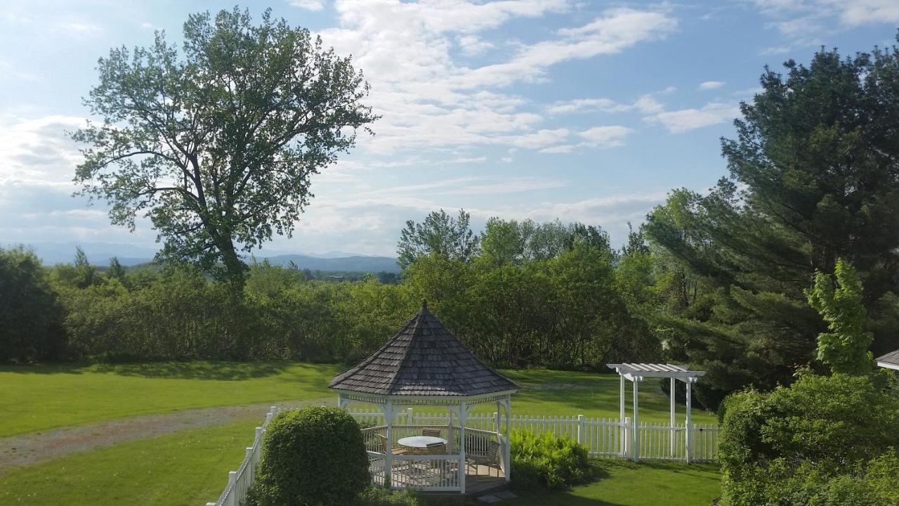 Strong House Inn Vergennes ภายนอก รูปภาพ
